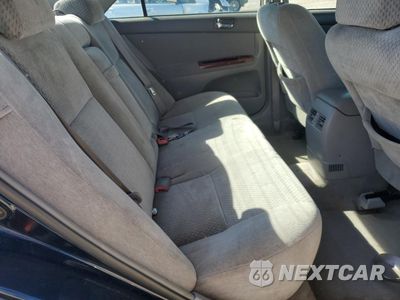 Zdjęcie 10 z 14 samochodu: 2004 TOYOTA CAMRY LE VIN:4T1BE30K24U323750 - miniatura
