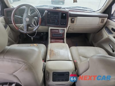 Zdjęcie 8 z 13 samochodu: 2005 CADILLAC ESCALADE EXT VIN:3GYEK62N55G137587 - miniatura