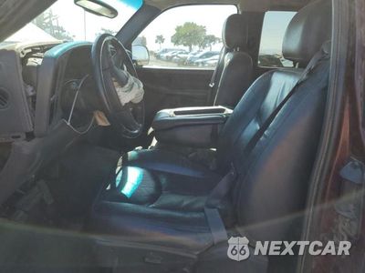 Zdjęcie 7 z 12 samochodu: 2003 GMC NEW SIERRA K1500 VIN:1GTEK19T33E235499 - miniatura