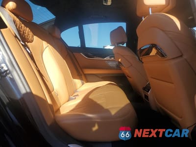 Zdjęcie 10 z 13 samochodu: 2019 BMW 750 XI VIN:WBA7B0C56KG527418 - miniatura