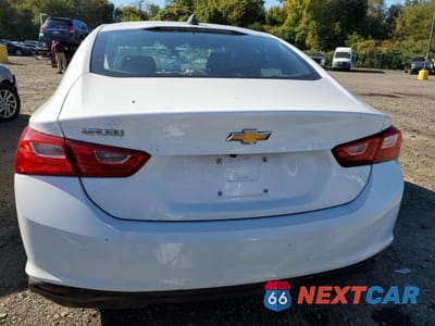 Zdjęcie 6 z 12 samochodu: 2019 CHEVROLET MALIBU LS VIN:1G1ZB5ST2KF191547 - miniatura