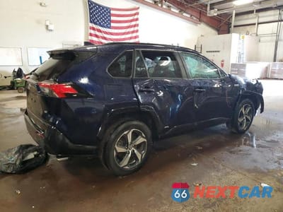 Trzecie zdjęcie samochodu z tyłu: 2021 TOYOTA RAV4 PRIME SE VIN:JTMAB3FV7MD069639 - miniatura