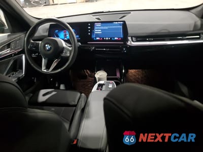 Zdjęcie 8 z 12 samochodu: 2025 BMW X1 XDRIVE28I VIN:WBX73EF0XS5042159 - miniatura