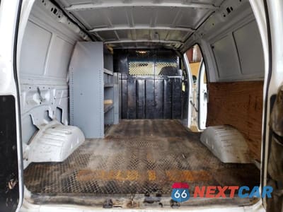 Zdjęcie 10 z 13 samochodu: 2000 FORD ECONOLINE E350 SUPER DUTY VAN VIN:1FTSE34L0YHB61705 - miniatura