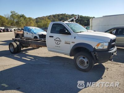 Czwarte zdjęcie samochodu z boku: 2018 RAM 5500 VIN:3C7WRMDJ7JG244030 - miniatura