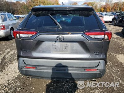 Zdjęcie 6 z 16 samochodu: 2021 TOYOTA RAV4 XLE VIN:2T3P1RFV9MC195831 - miniatura