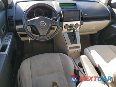 Zdjęcie 8 z 14 samochodu: 2008 MAZDA 5 VIN:JM1CR29L680325159 - miniatura