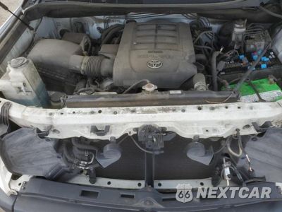 Zdjęcie 11 z 12 samochodu: 2018 TOYOTA TUNDRA SR VIN:5TFCY5F15JX023611 - miniatura