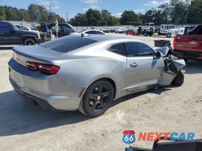 Trzecie zdjęcie samochodu z tyłu: 2023 CHEVROLET CAMARO LS VIN:1G1FB1RS5P0141681 - miniatura