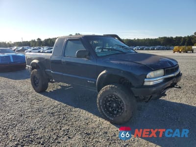 Czwarte zdjęcie samochodu z boku: 2000 CHEVROLET S TRUCK S10 VIN:1GCCT19W3Y8257507 - miniatura