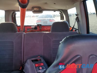 Zdjęcie 10 z 13 samochodu: 1998 JEEP GRAND CHEROKEE LAREDO VIN:1J4GZ58Y0WC280192 - miniatura