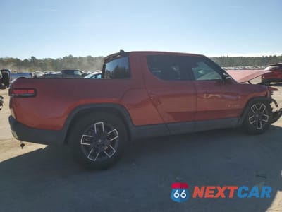 Trzecie zdjęcie samochodu z tyłu: 2024 RIVIAN R1T ADVENTURE VIN:7FCTGCAA6RN030101 - miniatura