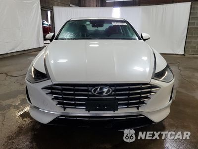 Piąte zdjęcie samochodu w środku: 2021 HYUNDAI SONATA HYBRID VIN:KMHL34JJ4MA035560 - miniatura