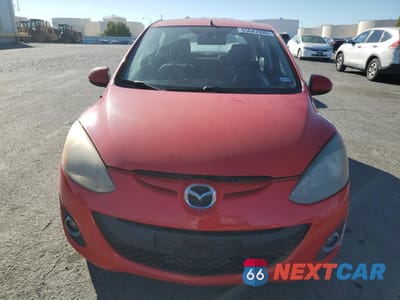 Piąte zdjęcie samochodu w środku: 2013 MAZDA MAZDA2 VIN:JM1DE1LY7D0158559 - miniatura