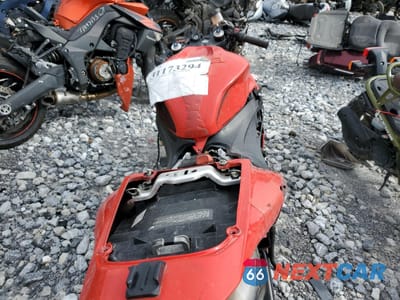 Zdjęcie 6 z 8 samochodu: 2007 HONDA CBR600 RR VIN:JH2PC40037M010464 - miniatura