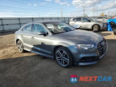 Czwarte zdjęcie samochodu z boku: 2018 AUDI A3 PREMIUM PLUS VIN:WAUJ8GFF5J1021985 - miniatura