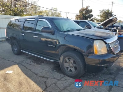 Czwarte zdjęcie samochodu z boku: 2008 GMC YUKON XL DENALI VIN:1GKFK66898J143253 - miniatura