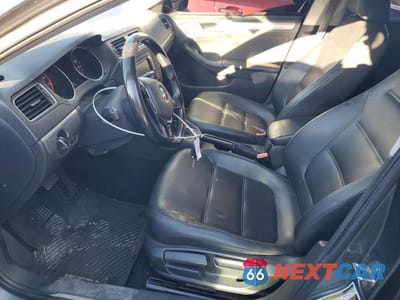 Zdjęcie 7 z 13 samochodu: 2015 VOLKSWAGEN JETTA SE VIN:3VWD17AJXFM309704 - miniatura