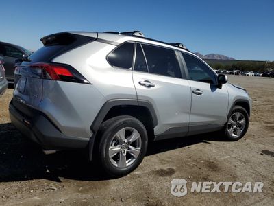Trzecie zdjęcie samochodu z tyłu: 2025 TOYOTA RAV4 XLE VIN:2T3W1RFVXSW412696 - miniatura