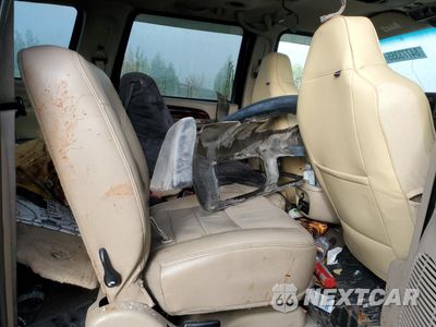 Zdjęcie 11 z 14 samochodu: 2003 FORD EXCURSION LIMITED VIN:1FMSU43P83EB44654 - miniatura