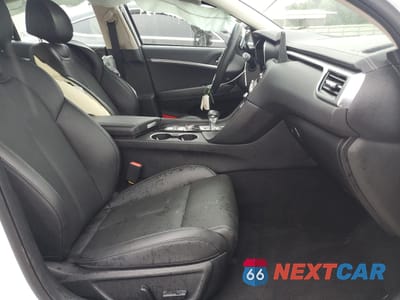 Zdjęcie 7 z 12 samochodu: 2025 GENESIS G70 BASE VIN:KMTG34SC8SU155963 - miniatura