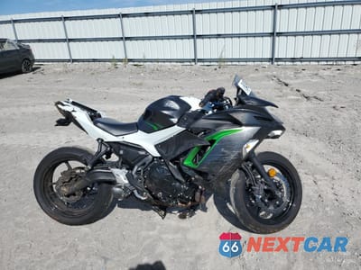 2022 KAWASAKI EX650 N ML5EXEN10NDA72443 - główne zdjęcie licytacji z USA - miniatura