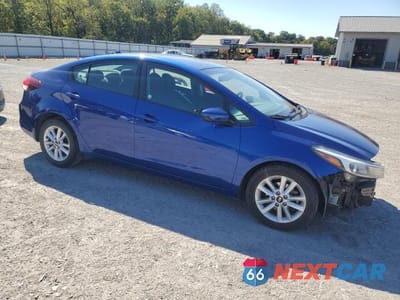 Czwarte zdjęcie samochodu z boku: 2017 KIA FORTE VIN:3KPFL4A72HE069960 - miniatura