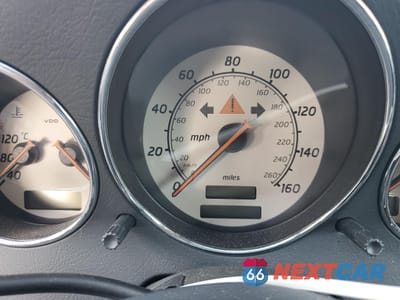 Zdjęcie 9 z 12 samochodu: 2003 MERCEDES-BENZ SLK 320 VIN:WDBKK65F33F286140 - miniatura