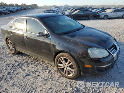 Czwarte zdjęcie samochodu z boku: 2007 VOLKSWAGEN JETTA 2.5 OPTION PACKAGE 1 VIN:3VWRF71KX7M030917 - miniatura