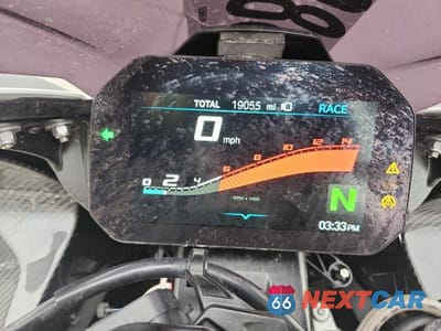 Zdjęcie 7 z 9 samochodu: 2020 BMW S 1000 RR VIN:WB10E2304LZJ28523 - miniatura