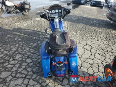 Zdjęcie 6 z 9 samochodu: 2017 HARLEY-DAVIDSON FLHXS STREET GLIDE SPECIAL VIN:1HD1KRC12HB649370 - miniatura