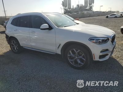 Czwarte zdjęcie samochodu z boku: 2021 BMW X3 SDRIVE30I VIN:5UXTY3C0XM9G01213 - miniatura