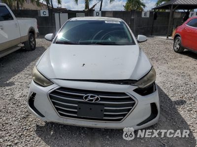 Piąte zdjęcie samochodu w środku: 2017 HYUNDAI ELANTRA SE VIN:5NPD74LF0HH098904 - miniatura