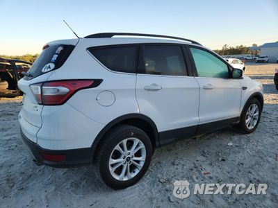 Trzecie zdjęcie samochodu z tyłu: 2018 FORD ESCAPE SE VIN:1FMCU0GD1JUB74935 - miniatura