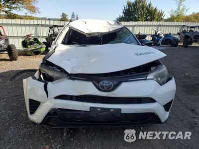 Piąte zdjęcie samochodu w środku: 2018 TOYOTA RAV4 LE VIN:JTMBFREV5JJ204031 - miniatura