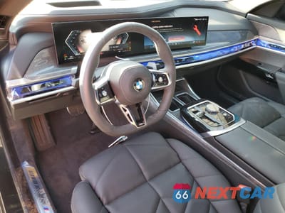 Zdjęcie 8 z 16 samochodu: 2025 BMW 740 I VIN:WBA23EH07SCU53869 - miniatura