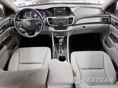 Zdjęcie 8 z 12 samochodu: 2015 HONDA ACCORD LX VIN:1HGCR2F36FA189483 - miniatura