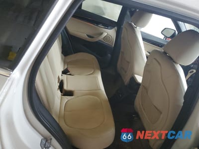 Zdjęcie 11 z 13 samochodu: 2016 BMW X1 XDRIVE28I VIN:WBXHT3C37G5F66189 - miniatura