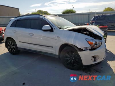 Czwarte zdjęcie samochodu z boku: 2013 MITSUBISHI OUTLANDER SPORT SE VIN:4A4AR4AU4DE016321 - miniatura