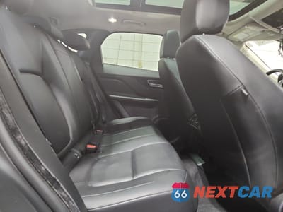 Zdjęcie 11 z 14 samochodu: 2020 JAGUAR F-PACE VIN:SADCS2FXXLA646575 - miniatura