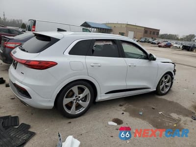 Trzecie zdjęcie samochodu z tyłu: 2025 AUDI Q5 PRESTIGE VIN:WA13AAGU3S2069503 - miniatura