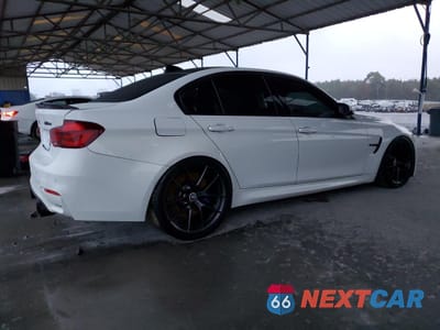 Trzecie zdjęcie samochodu z tyłu: 2018 BMW M3 VIN:WBS8M9C55J5L00147 - miniatura