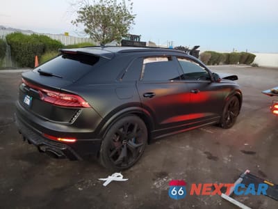 Trzecie zdjęcie samochodu z tyłu: 2021 AUDI RS Q8 VIN:WU1ARBF1XMD037936 - miniatura