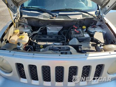 Zdjęcie 11 z 12 samochodu: 2011 JEEP PATRIOT SPORT VIN:1J4NT1GA2BD264053 - miniatura