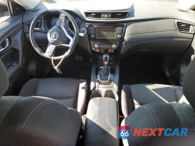 Zdjęcie 8 z 12 samochodu: 2020 NISSAN ROGUE S VIN:JN8AT2MT9LW042264 - miniatura