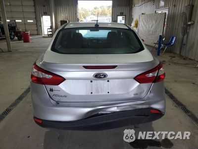 Zdjęcie 6 z 11 samochodu: 2014 FORD FOCUS SE VIN:1FADP3F25EL366524 - miniatura