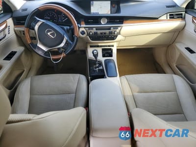 Zdjęcie 8 z 12 samochodu: 2014 LEXUS ES 300H VIN:JTHBW1GG7E2072758 - miniatura