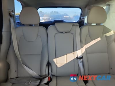 Zdjęcie 10 z 14 samochodu: 2024 VOLVO XC90 PLUS VIN:YV4H60CE1R1233222 - miniatura