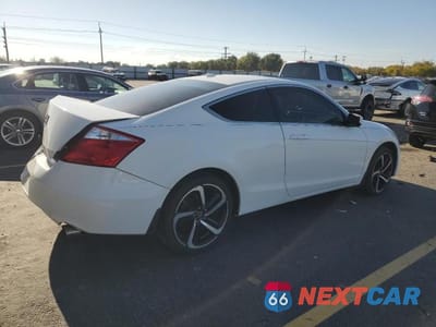 Trzecie zdjęcie samochodu z tyłu: 2009 HONDA ACCORD EXL VIN:1HGCS12869A007284 - miniatura
