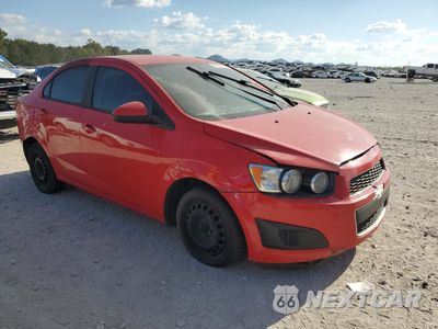 Czwarte zdjęcie samochodu z boku: 2014 CHEVROLET SONIC LS VIN:1G1JA5SH5E4210331 - miniatura